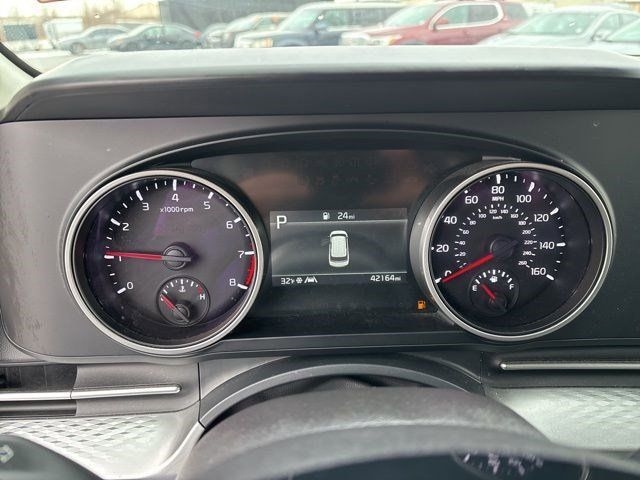 Kia Carnival LX 2024