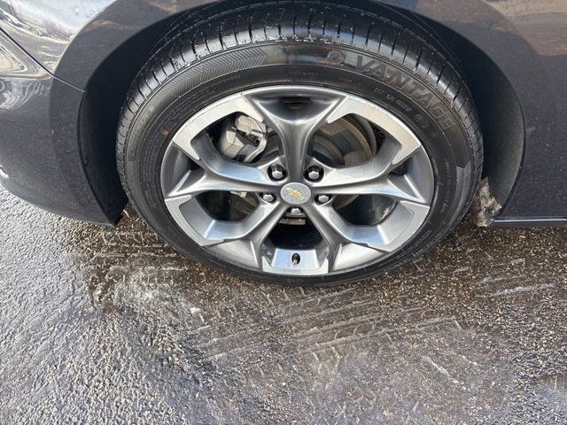 Chevrolet Malibu  2023