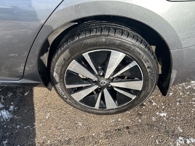 Nissan Altima 2.5 SV AWD 2022