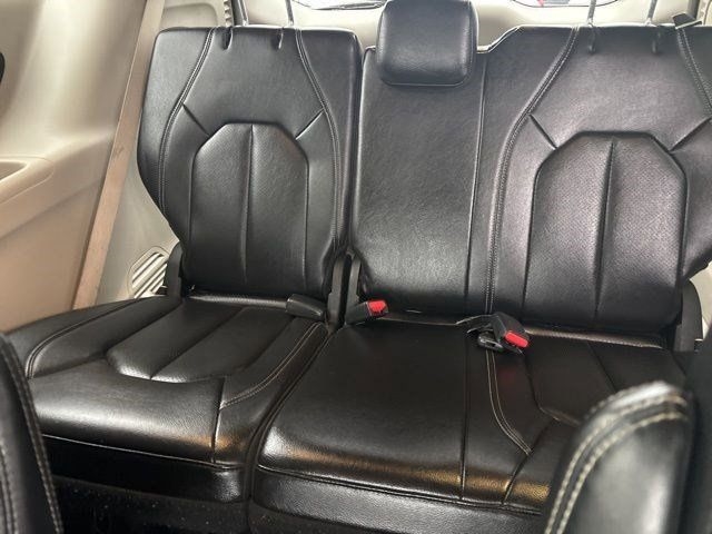 Chrysler Pacifica Touring-L 2022