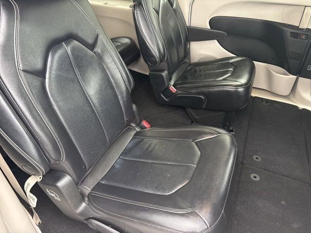 Chrysler Pacifica Touring-L 2022