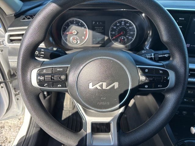 Kia K5 LXS 2023