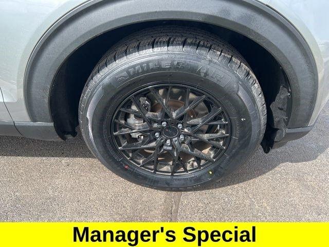 Ford Explorer XLT 2022