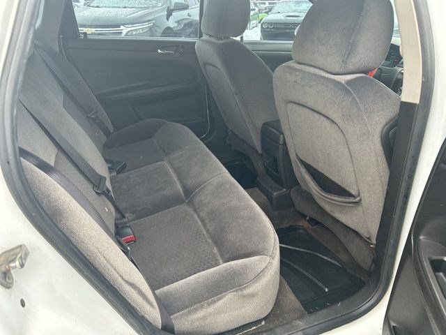 Chevrolet Impala LS 2012