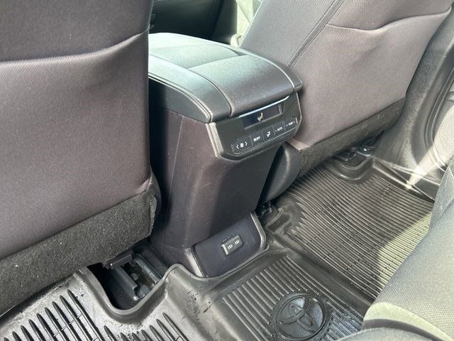 Toyota Highlander L 2022