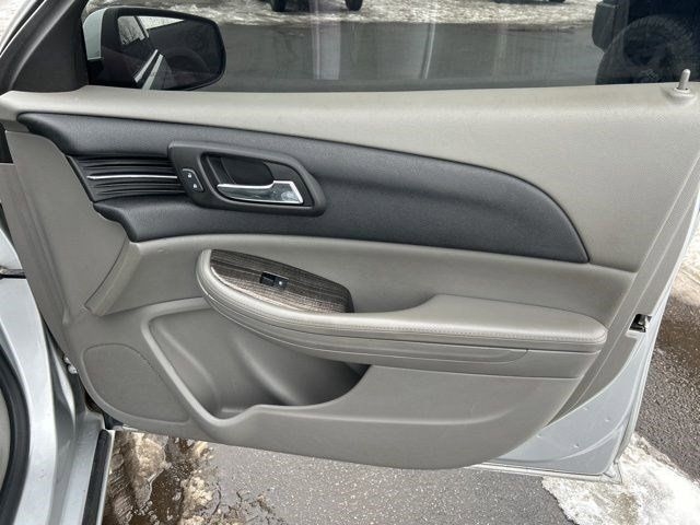 Chevrolet Malibu  2015