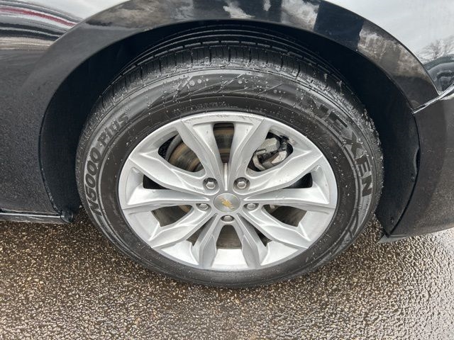 Chevrolet Malibu  2023