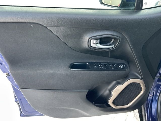 Jeep Renegade Latitude 4WD 2016