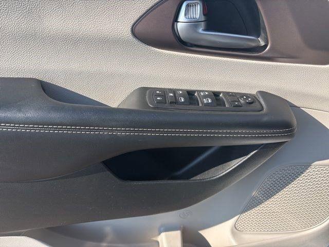 Chrysler Voyager LX 2023