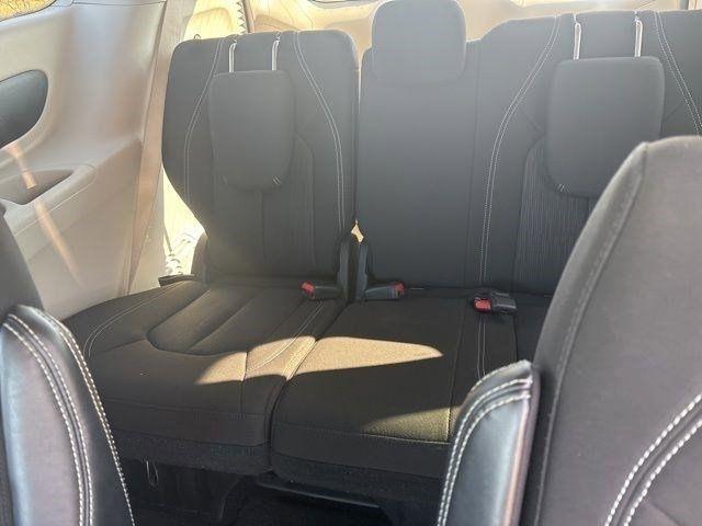 Chrysler Voyager LX 2023