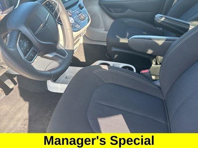 Chrysler Voyager LX 2023