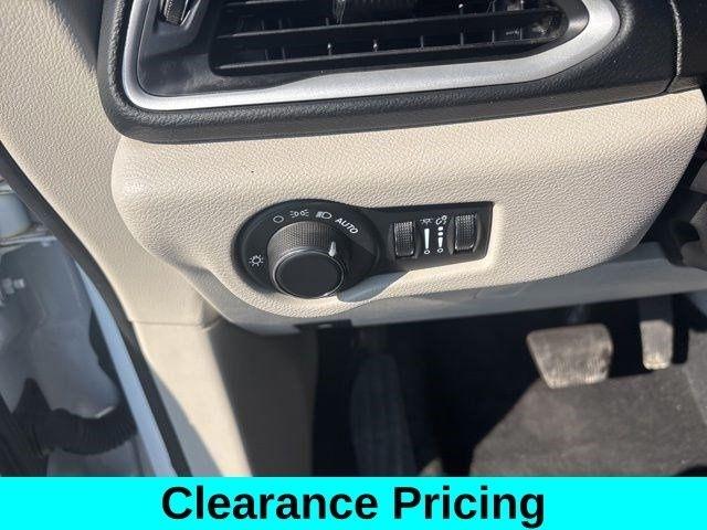 Chrysler Voyager LX 2023