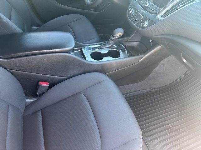 Chevrolet Malibu  2022