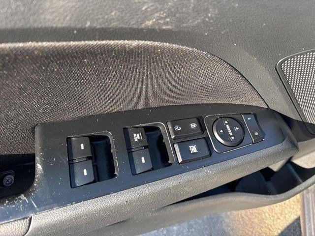 Hyundai Elantra  2020