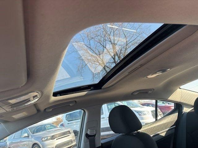 Hyundai Elantra  2020