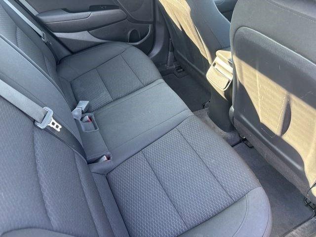 Hyundai Elantra  2020