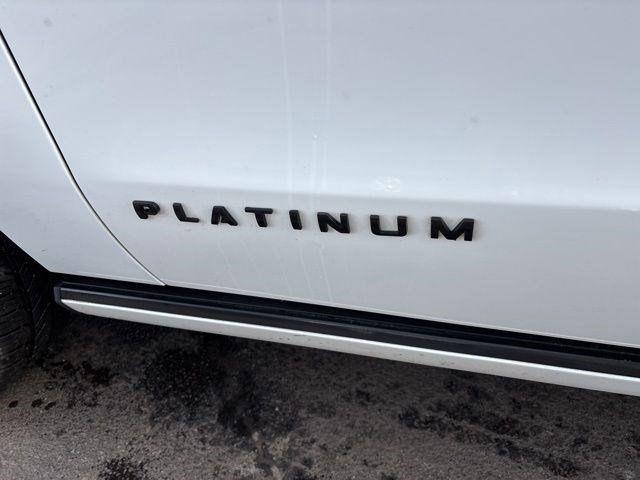 Ford Expedition MAX Platinum 4WD 2023