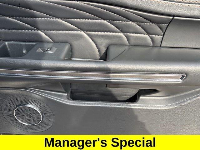 Ford Expedition Max  2023
