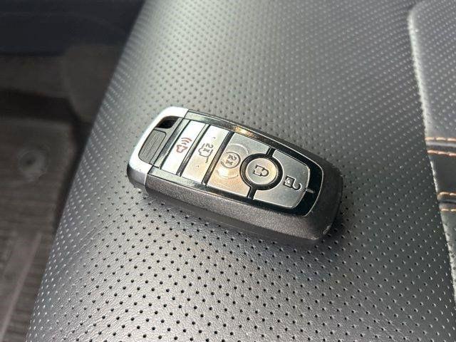 Ford Expedition Platinum 4WD 2023