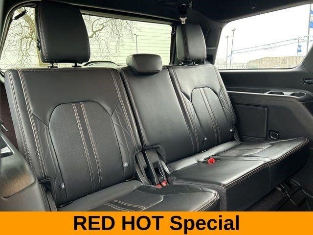 Ford Expedition Platinum 4WD 2023