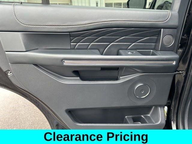 Ford Expedition Platinum 4WD 2023