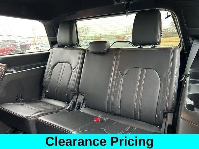 Ford Expedition Platinum 4WD 2023