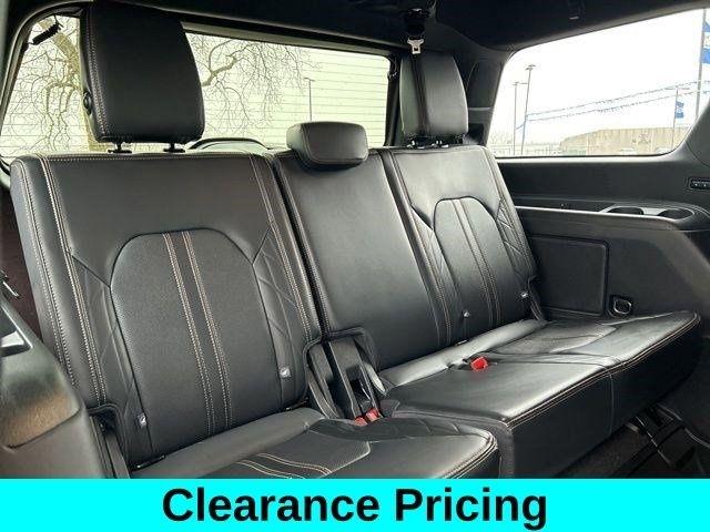 Ford Expedition Platinum 4WD 2023