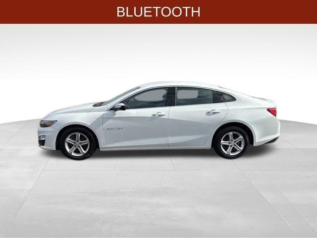 Chevrolet Malibu  2022