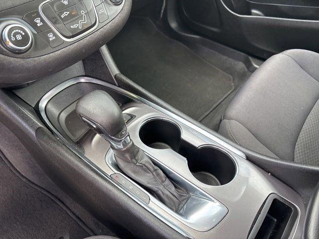 Chevrolet Malibu  2022