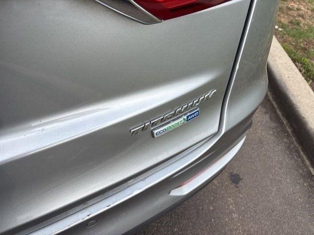 Ford Fusion Titanium AWD 2020