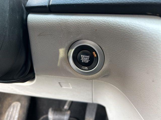 Chrysler Voyager LX 2023