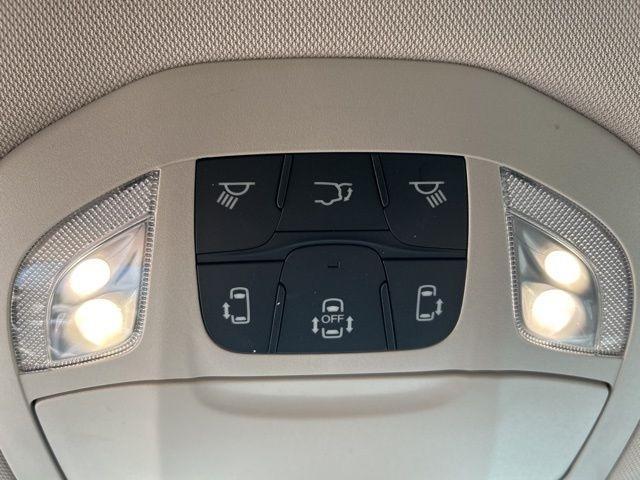 Chrysler Voyager LX 2023