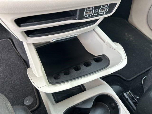 Chrysler Voyager LX 2023