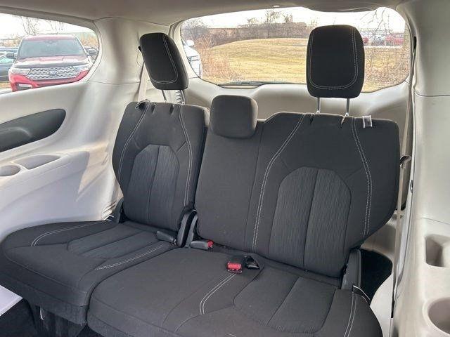 Chrysler Voyager LX 2023