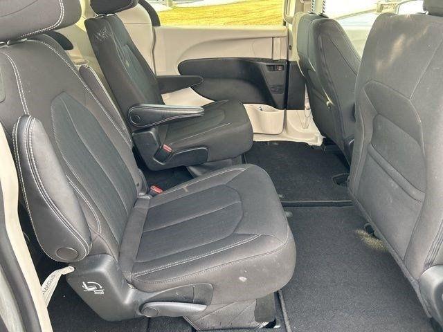 Chrysler Voyager LX 2023