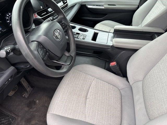 Toyota Sienna LE 8 Passenger 2025