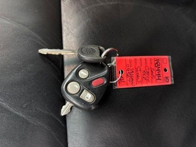 Chevrolet SSR Base 2005