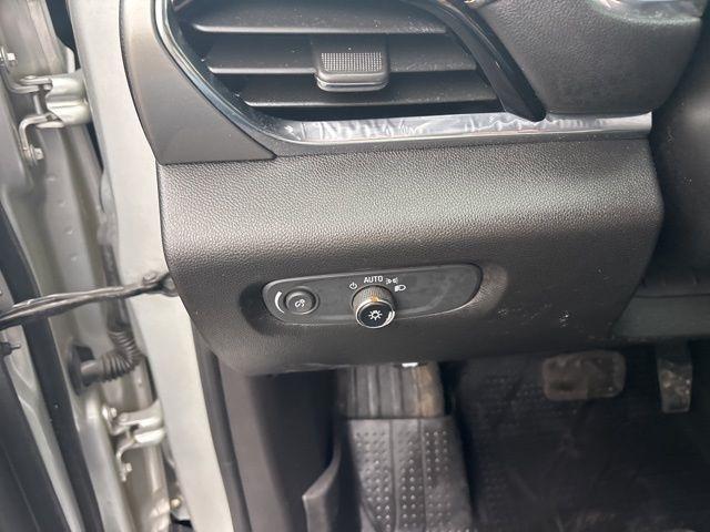 Chevrolet Traverse LT Leather FWD 2022