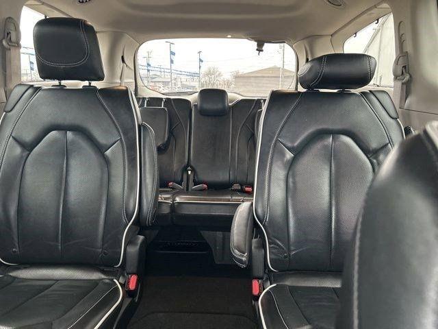 Chrysler Pacifica Limited 2023