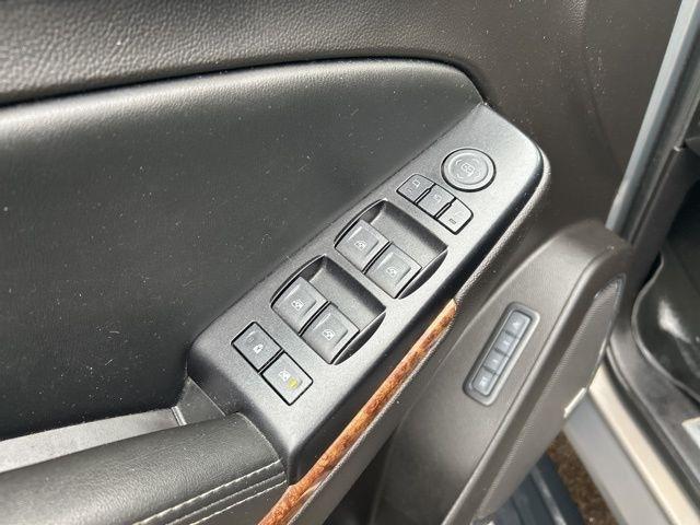 Chevrolet Suburban Premier 4WD 2017