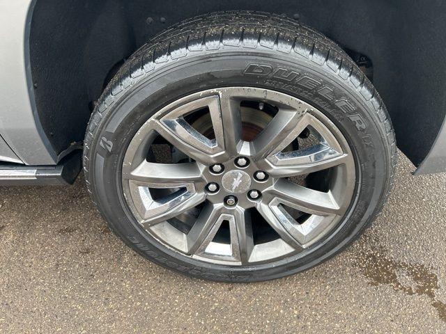 Chevrolet Suburban Premier 4WD 2017