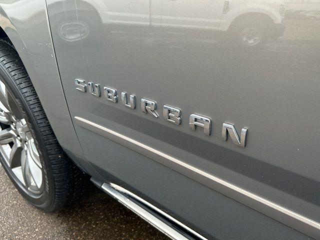 Chevrolet Suburban Premier 4WD 2017