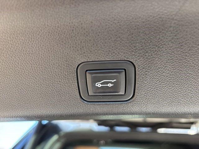 Chevrolet Tahoe Premier 4WD 2022