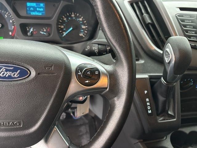 Ford Transit 350 Wagon Low Roof XLT w/Sliding Pass. 148-in. WB 2017