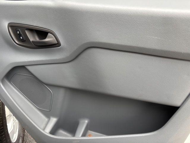 Ford Transit 350 Wagon Low Roof XLT w/Sliding Pass. 148-in. WB 2017