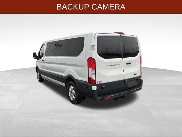 Ford Transit 350 Wagon Low Roof XLT w/Sliding Pass. 148-in. WB 2017