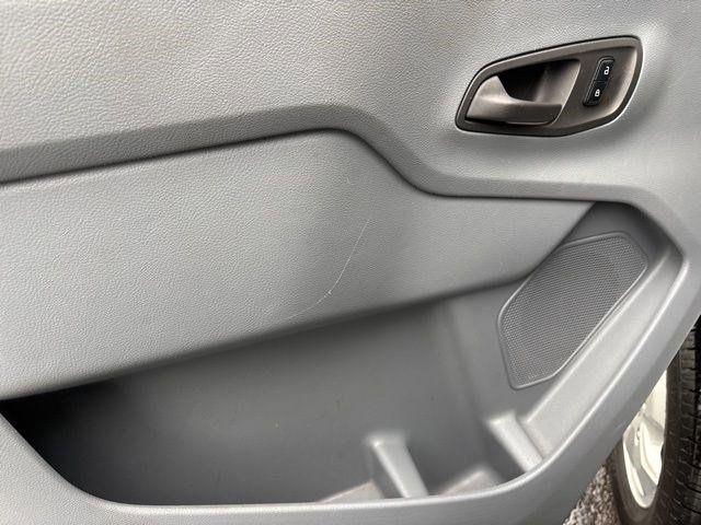 Ford Transit 350 Wagon Low Roof XLT w/Sliding Pass. 148-in. WB 2017