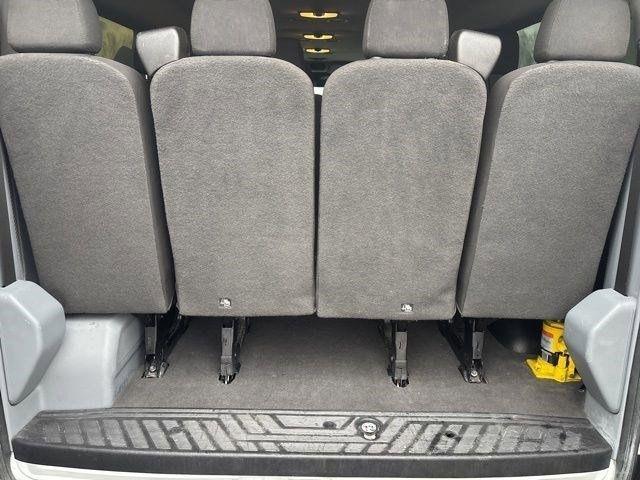 Ford Transit 350 Wagon Low Roof XLT w/Sliding Pass. 148-in. WB 2017