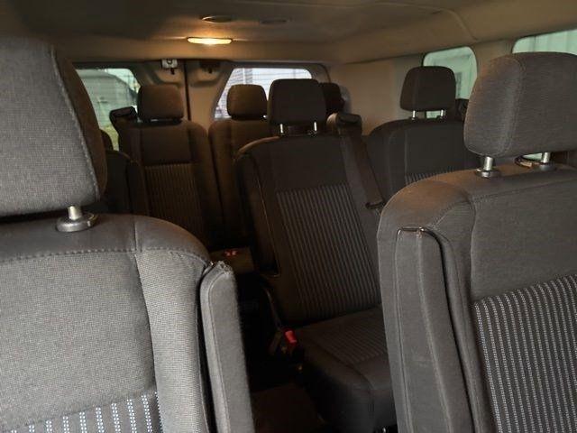 Ford Transit 350 Wagon Low Roof XLT w/Sliding Pass. 148-in. WB 2017