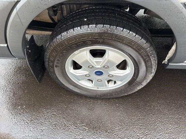 Ford Transit 350 Wagon Low Roof XLT w/Sliding Pass. 148-in. WB 2017